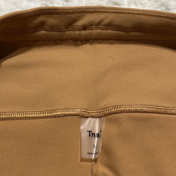 NWT Aritzia TnaLIFE Atmophlex Hi-rise 7/8 legging-tobacco brown- large - Picture 11 of 13